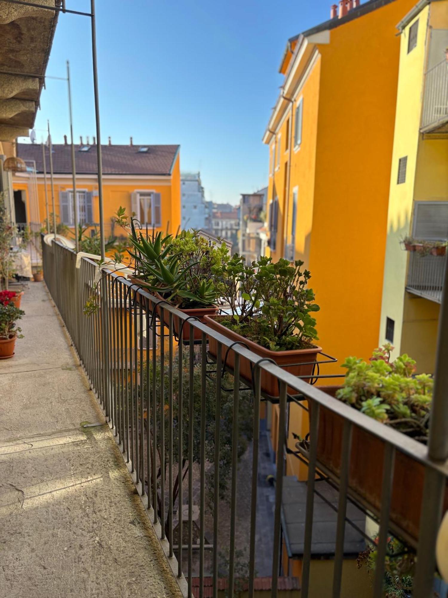 La Vecchia Milano-Les Nubles Vannucci - Il Ballatoio E Il Cortile Экстерьер фото